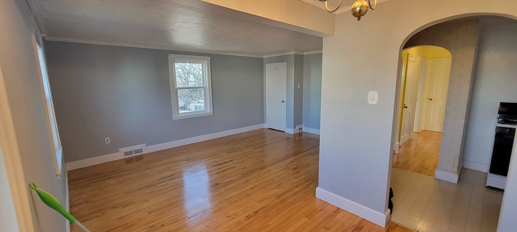45 Alpheus Rd # 2