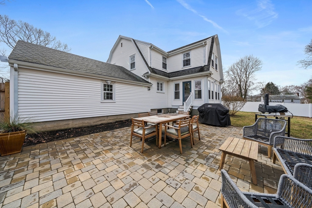115 Gilbert Rd