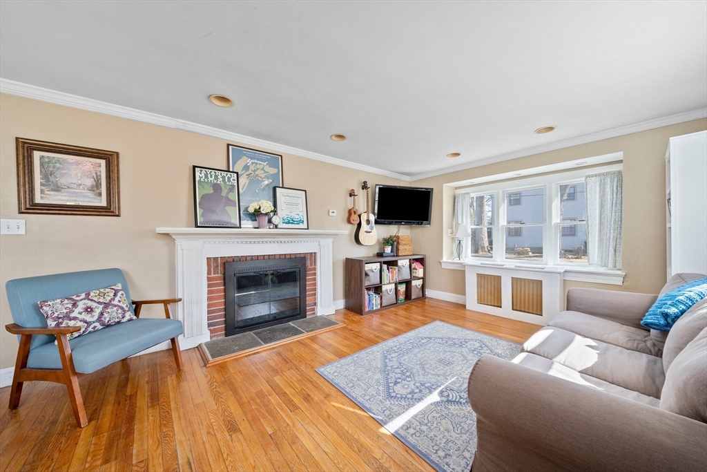 25 Durant Rd