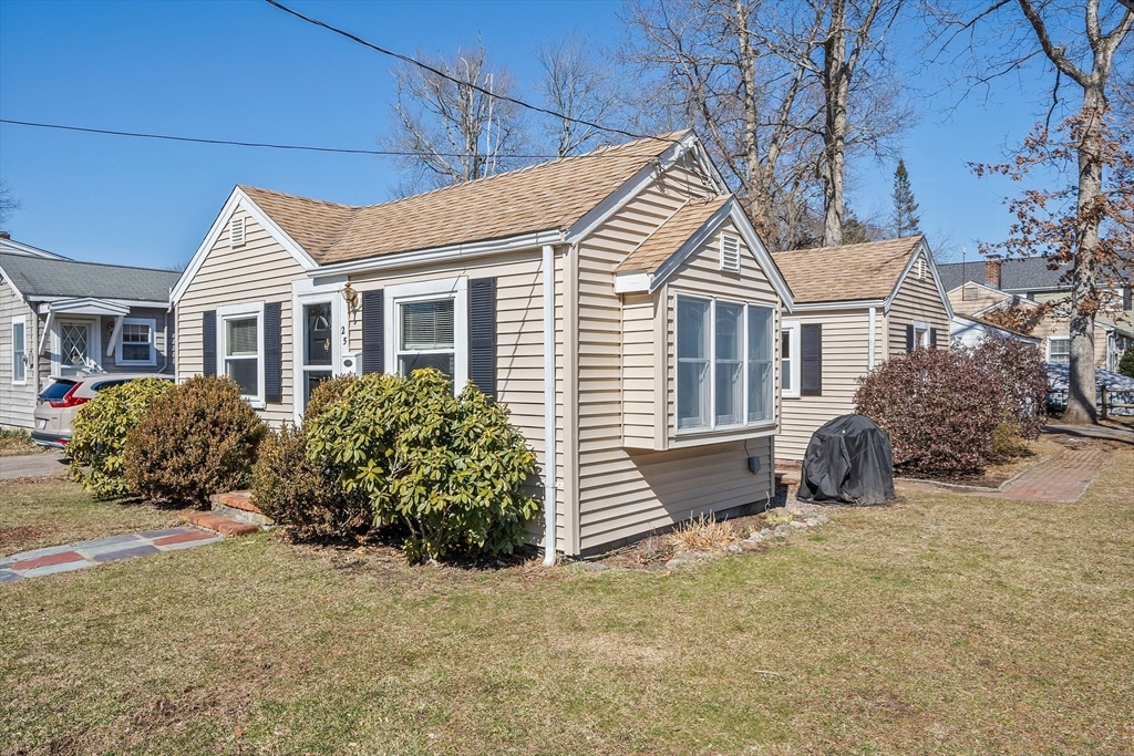 25 Durant Rd