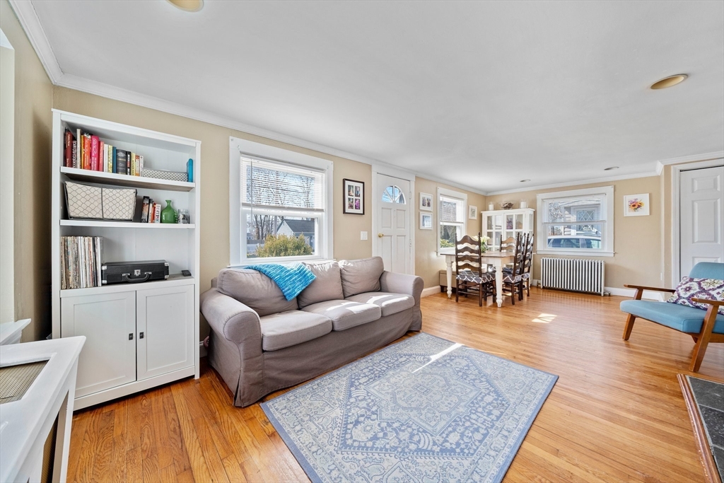 25 Durant Rd