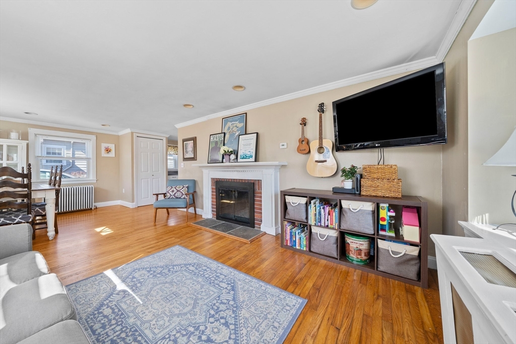 25 Durant Rd