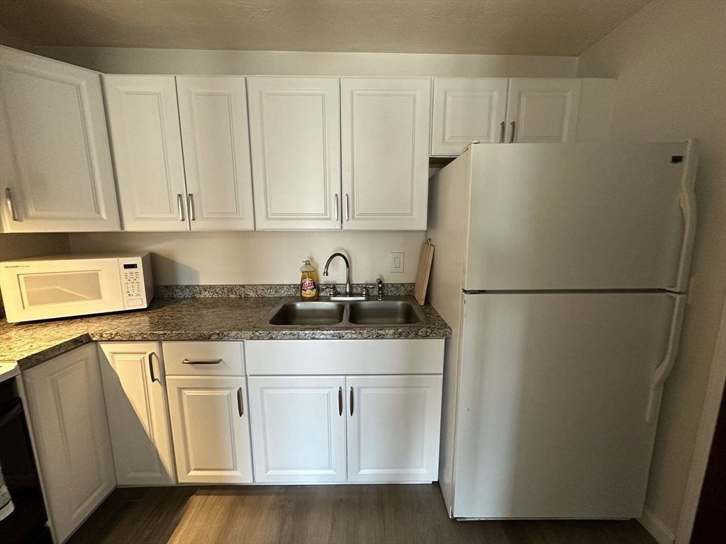 7 Park Ave # 53