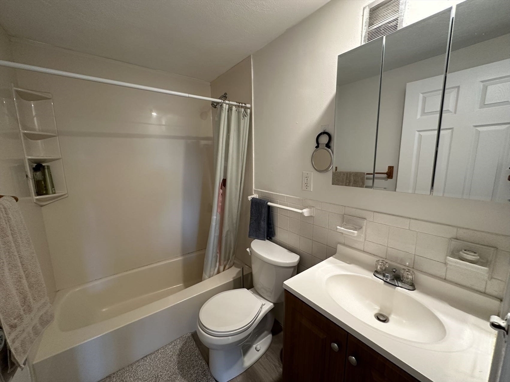 7 Park Ave # 53
