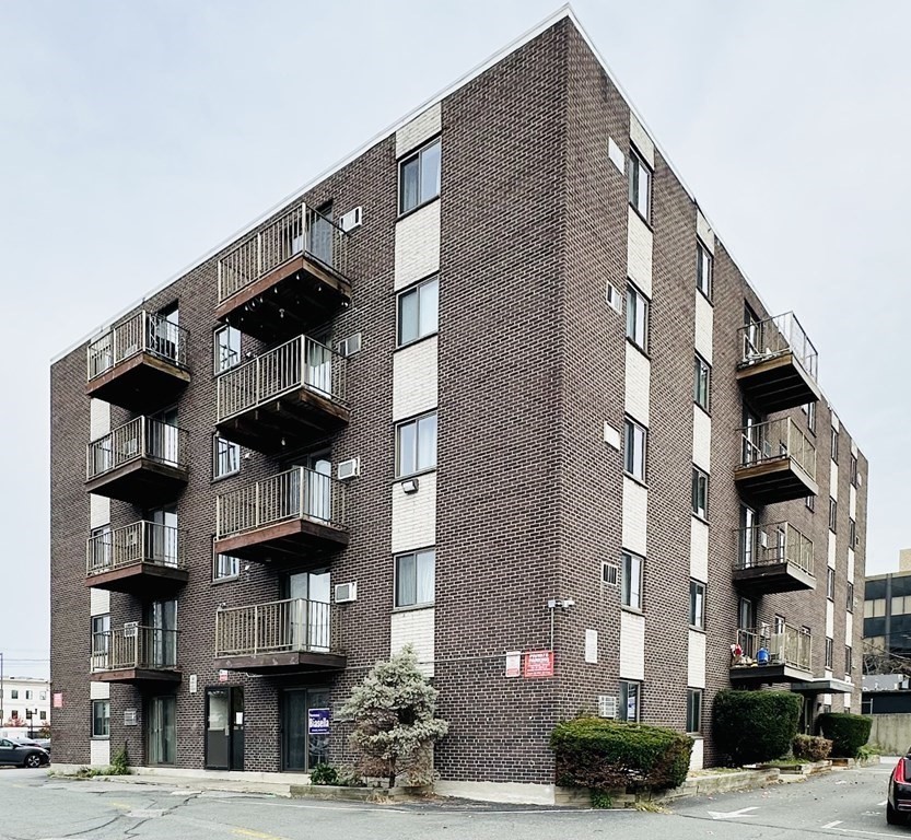 7 Park Ave # 53