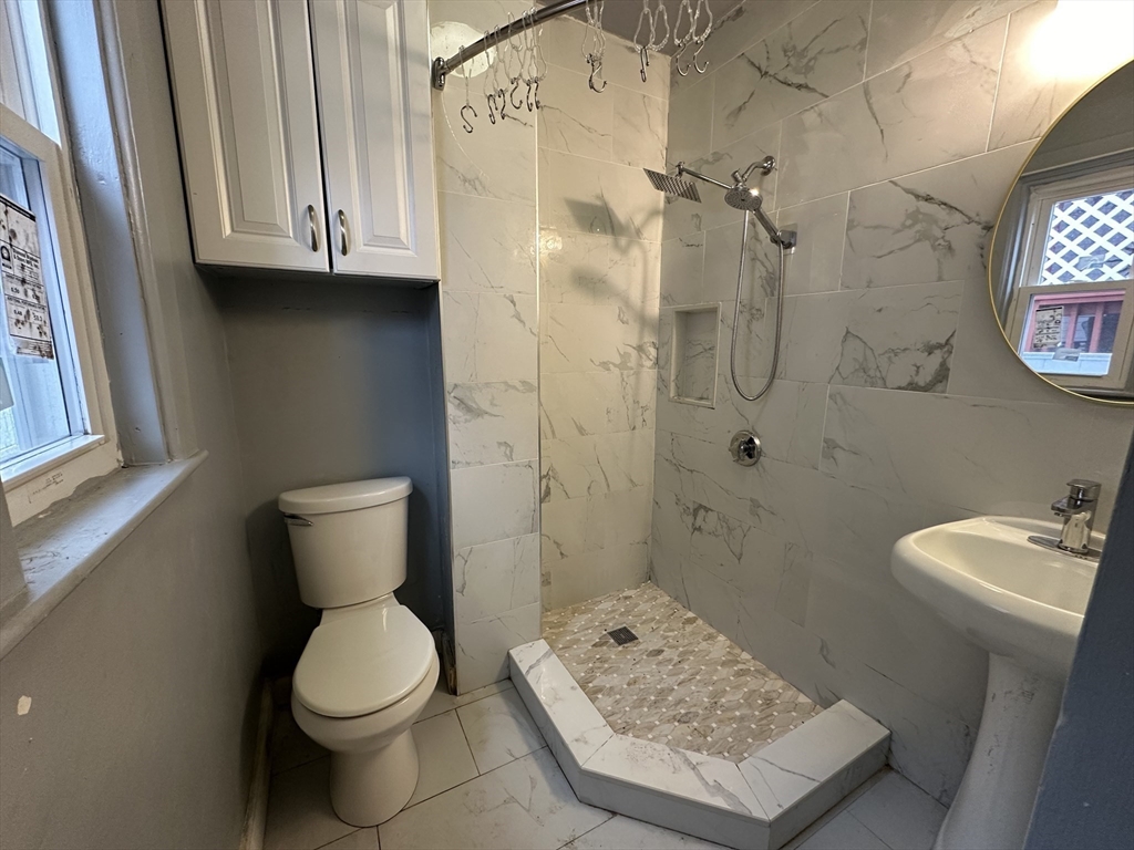 68 Sheridan St # 68