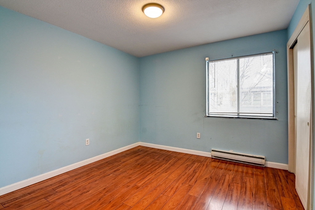 45 Oval Rd # 32