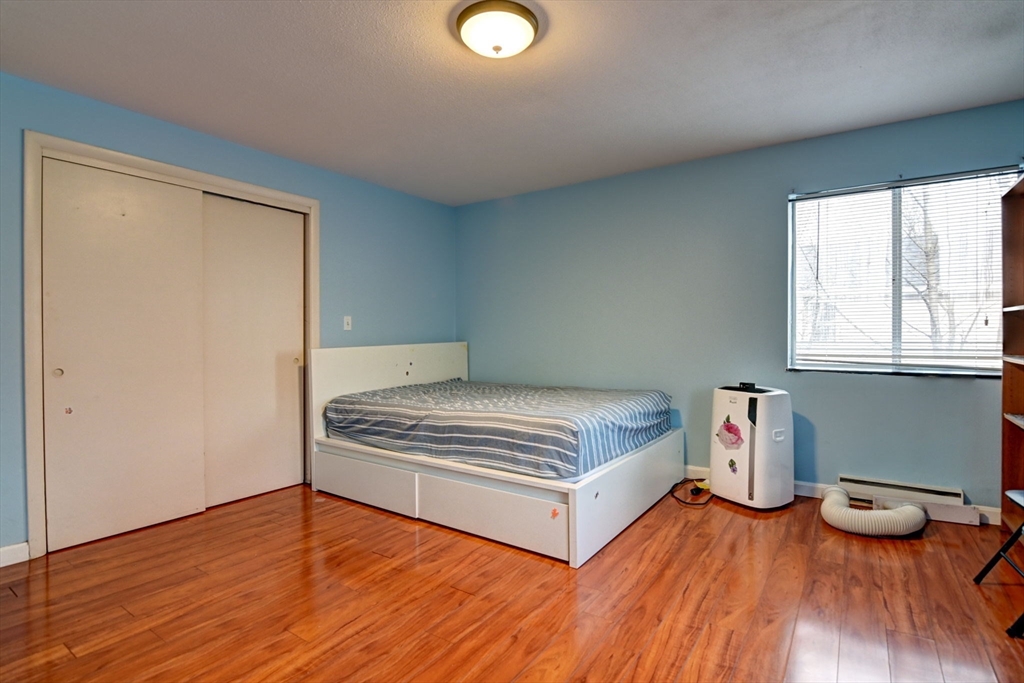 45 Oval Rd # 32