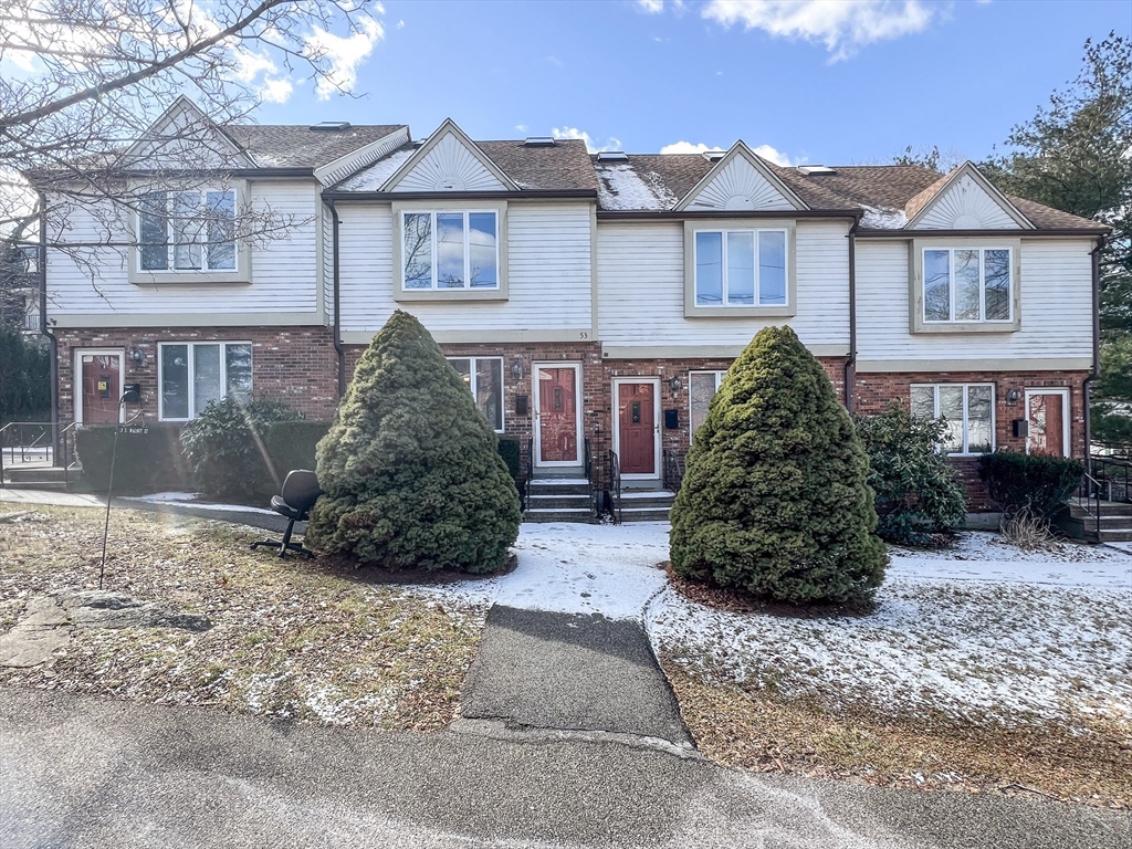 53 S Walnut St # 3