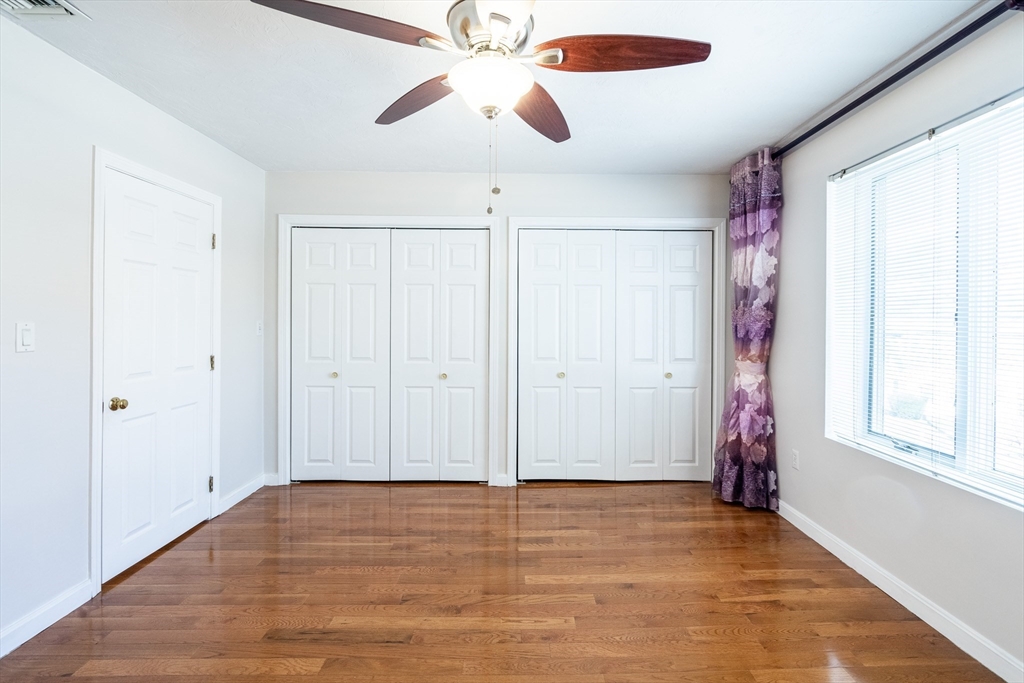 53 S Walnut St # 3