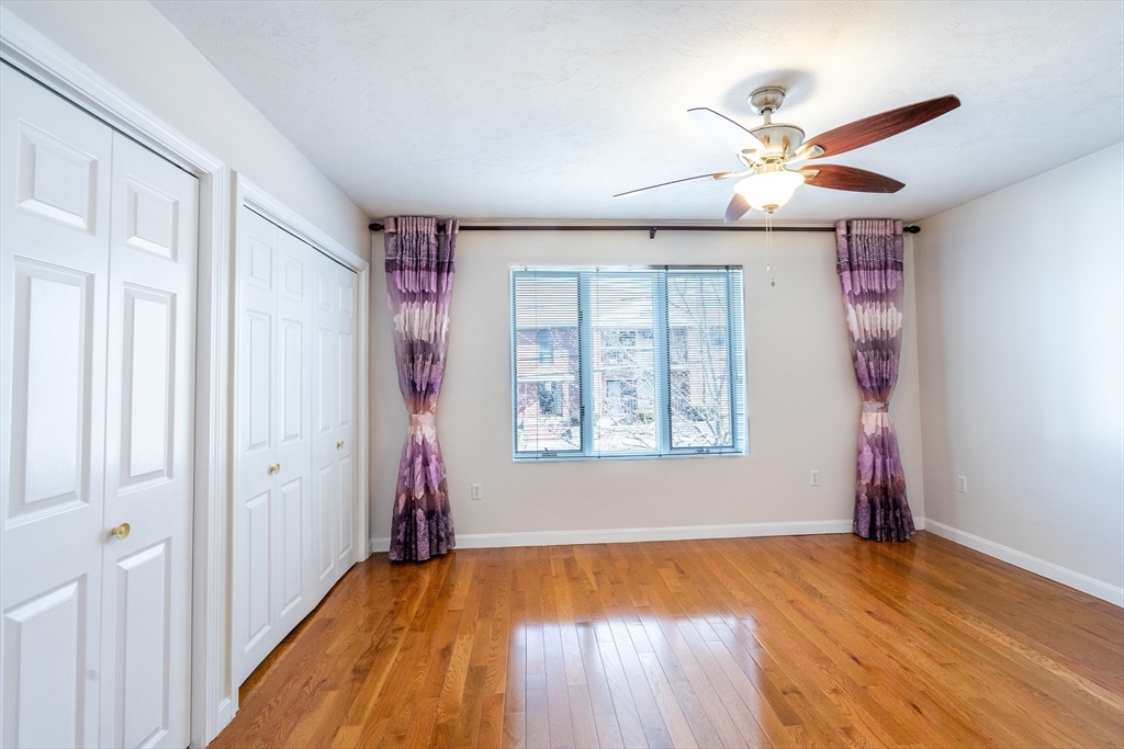 53 S Walnut St # 3