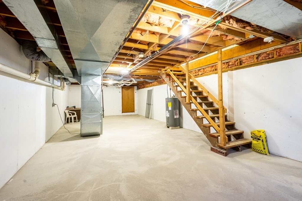 53 S Walnut St # 3