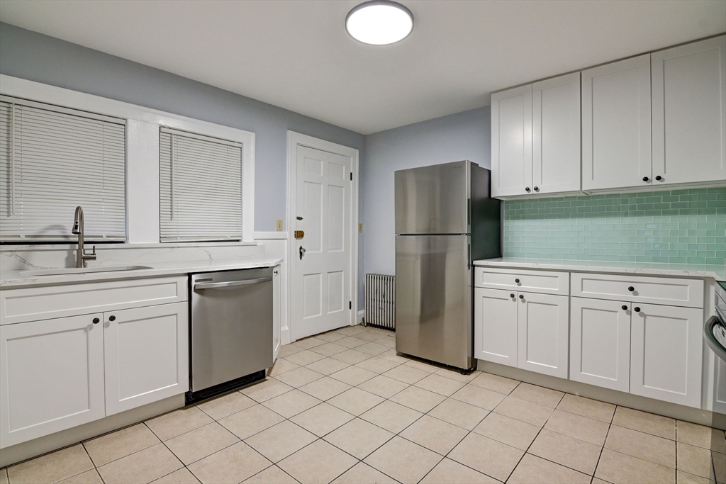 22 Weston Ave # 3