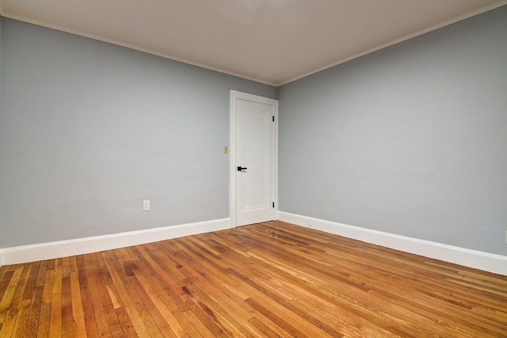 22 Weston Ave # 3