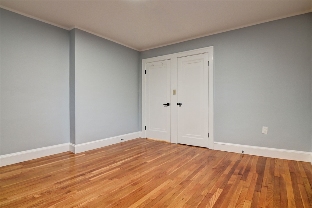 22 Weston Ave # 3