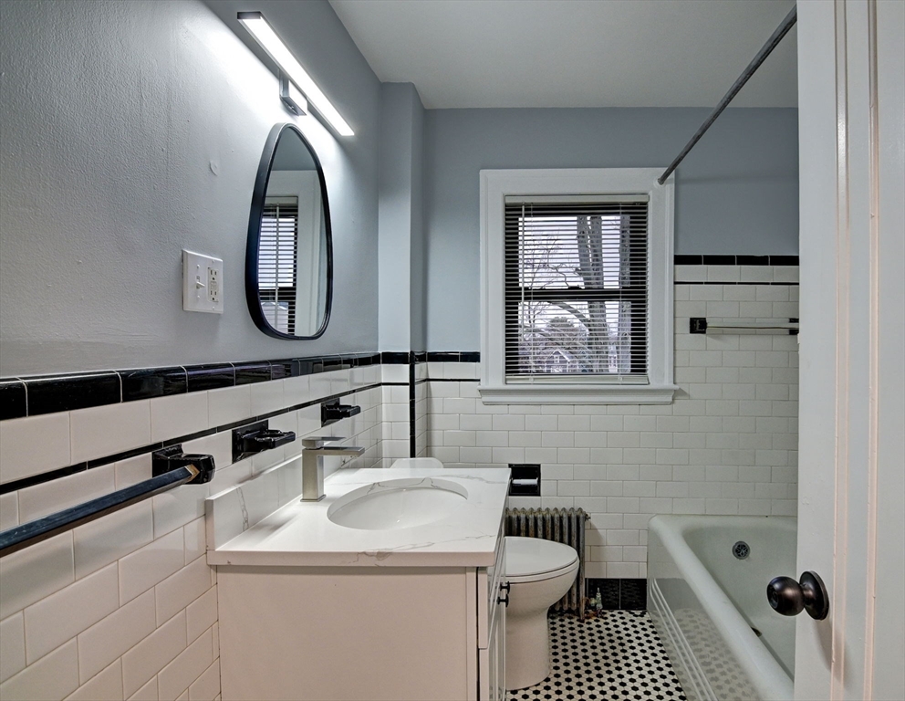 22 Weston Ave # 3