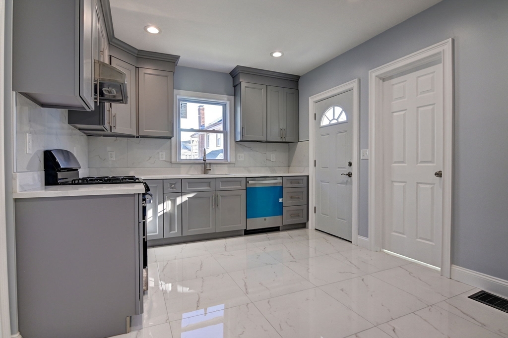 79 Rawson Rd # 79