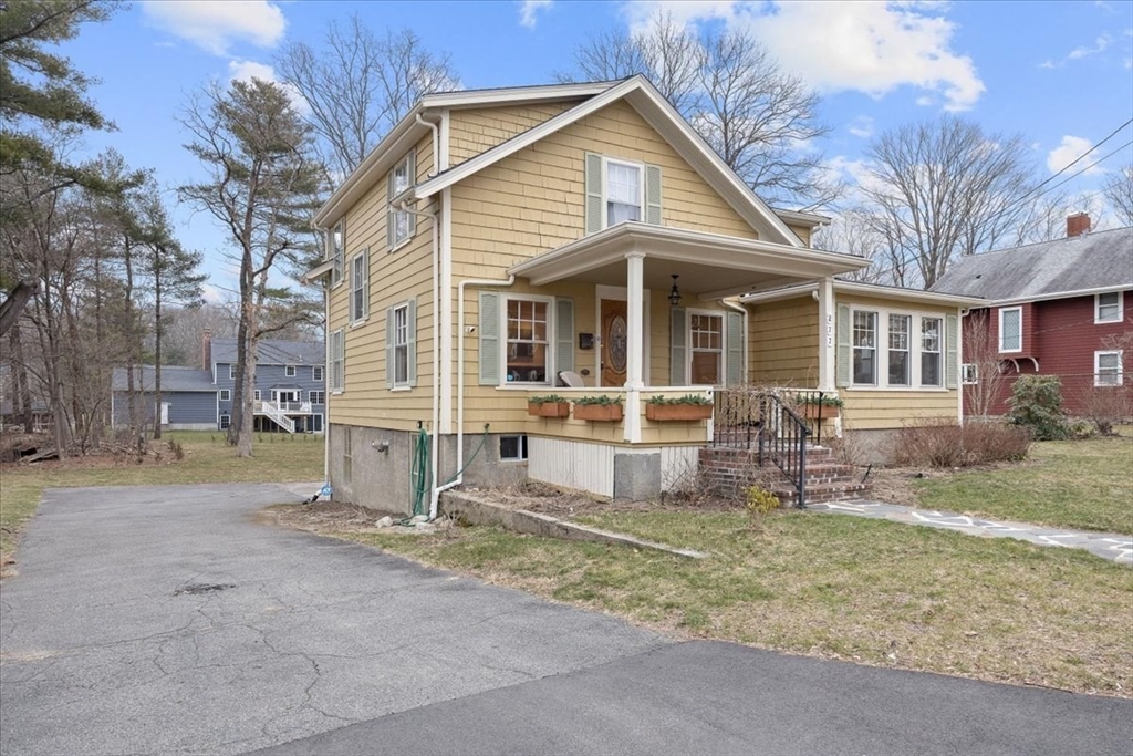 277 Central St