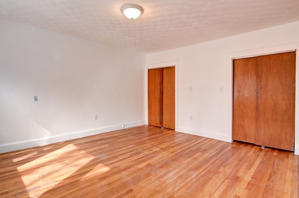 49 Bartlett St # 49