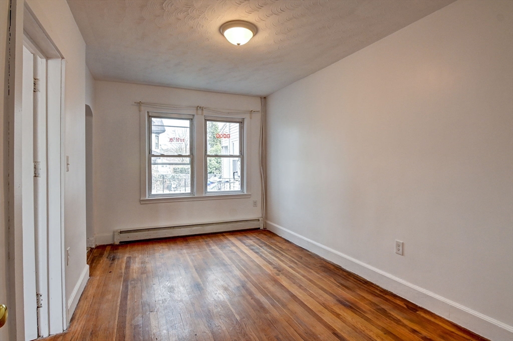 49 Bartlett St # 49