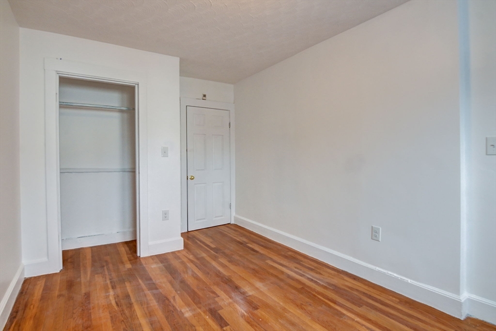 49 Bartlett St # 49