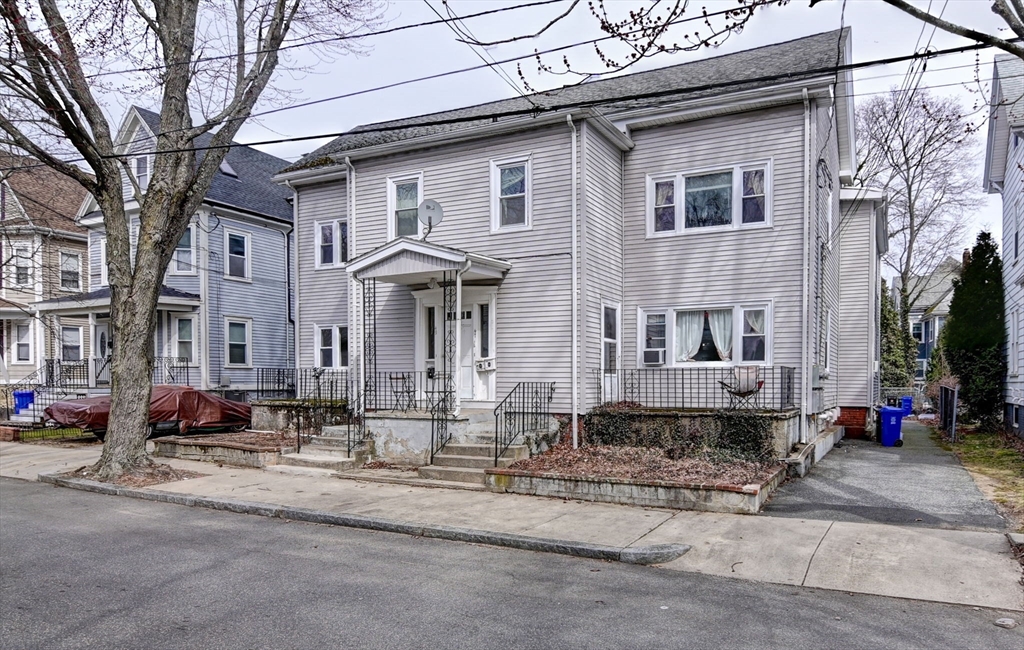 49 Bartlett St # 49