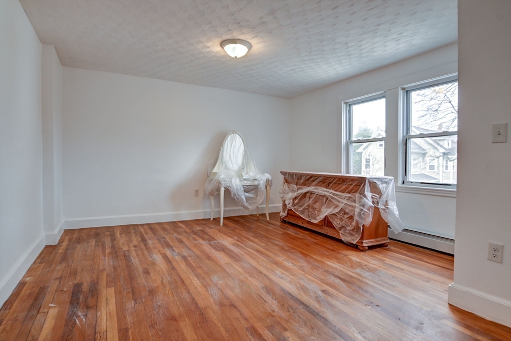 49 Bartlett St # 49