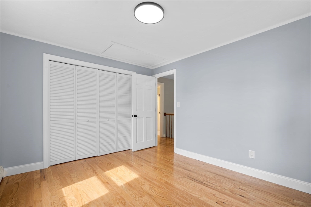 10 Crescent Ave