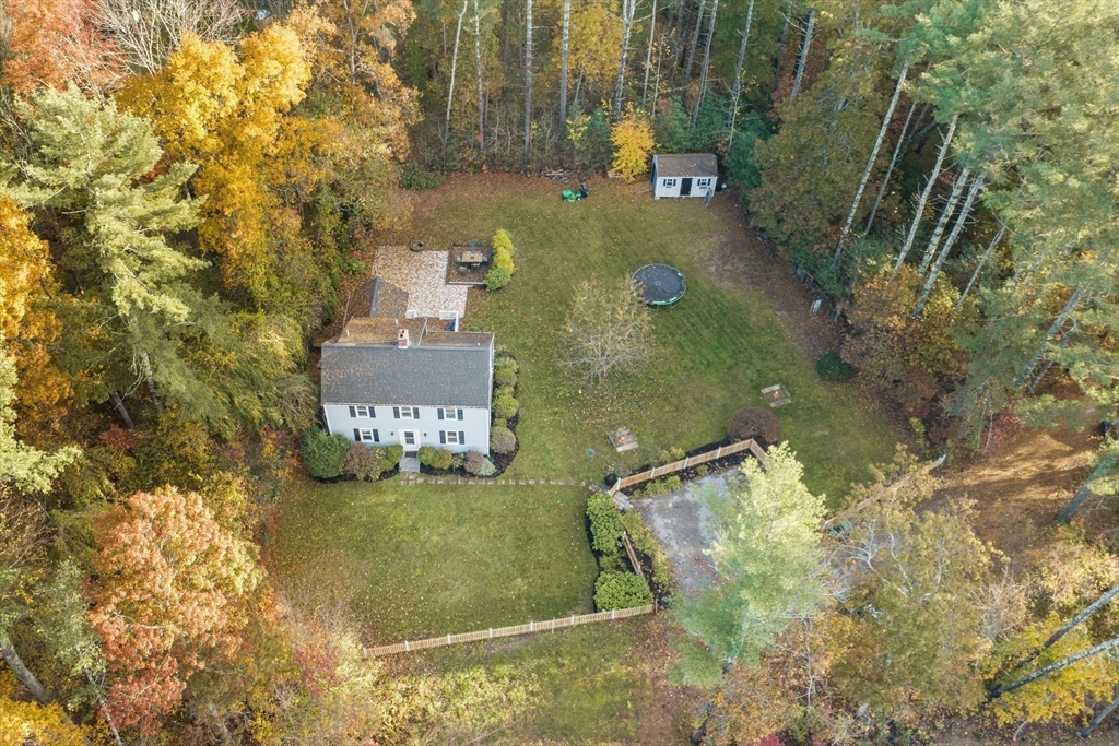 10 Crescent Ave