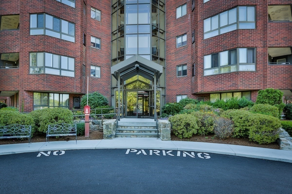 200 Burkhall St # 801