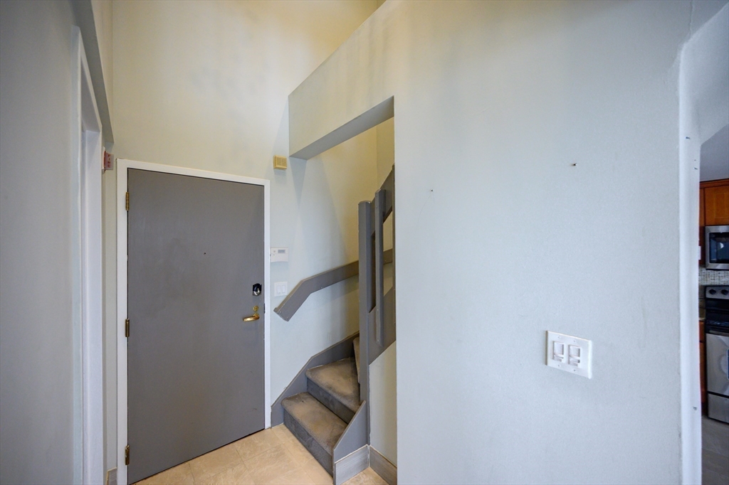 200 Burkhall St # 801