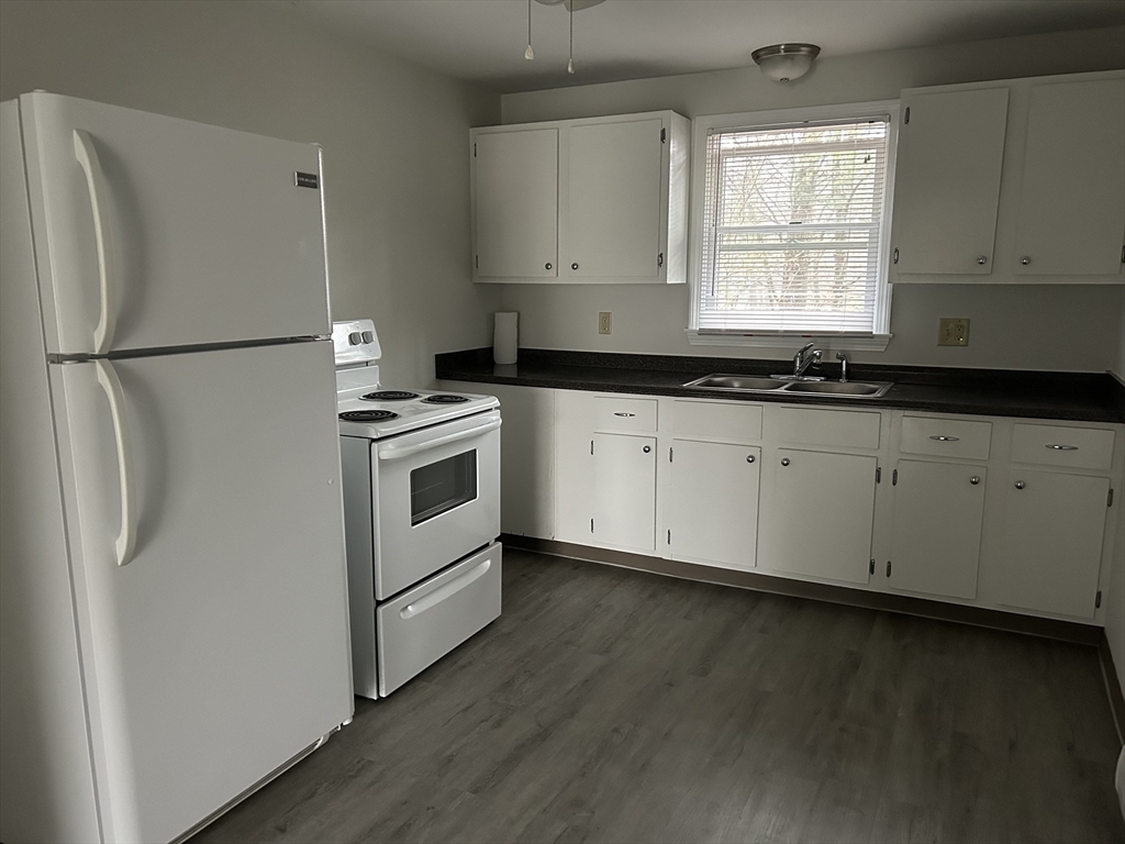60 Phillips St # 6 Unit: 4-6