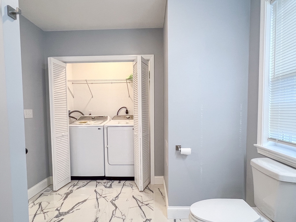 194 Commercial St Unit: SF