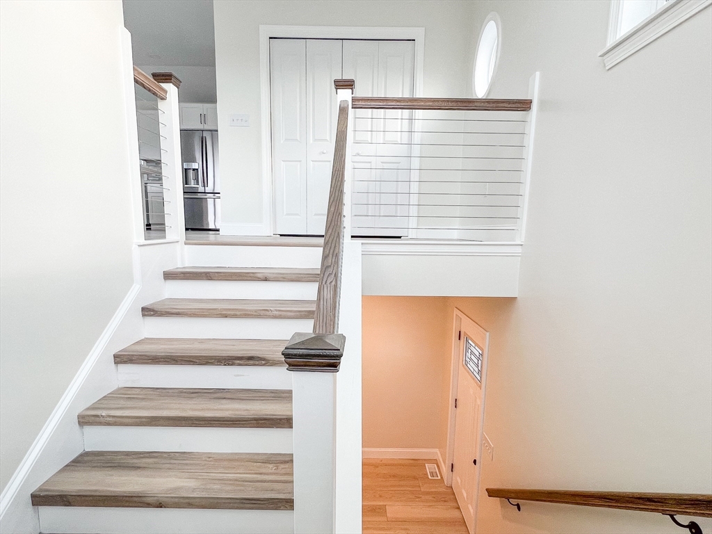 194 Commercial St Unit: SF