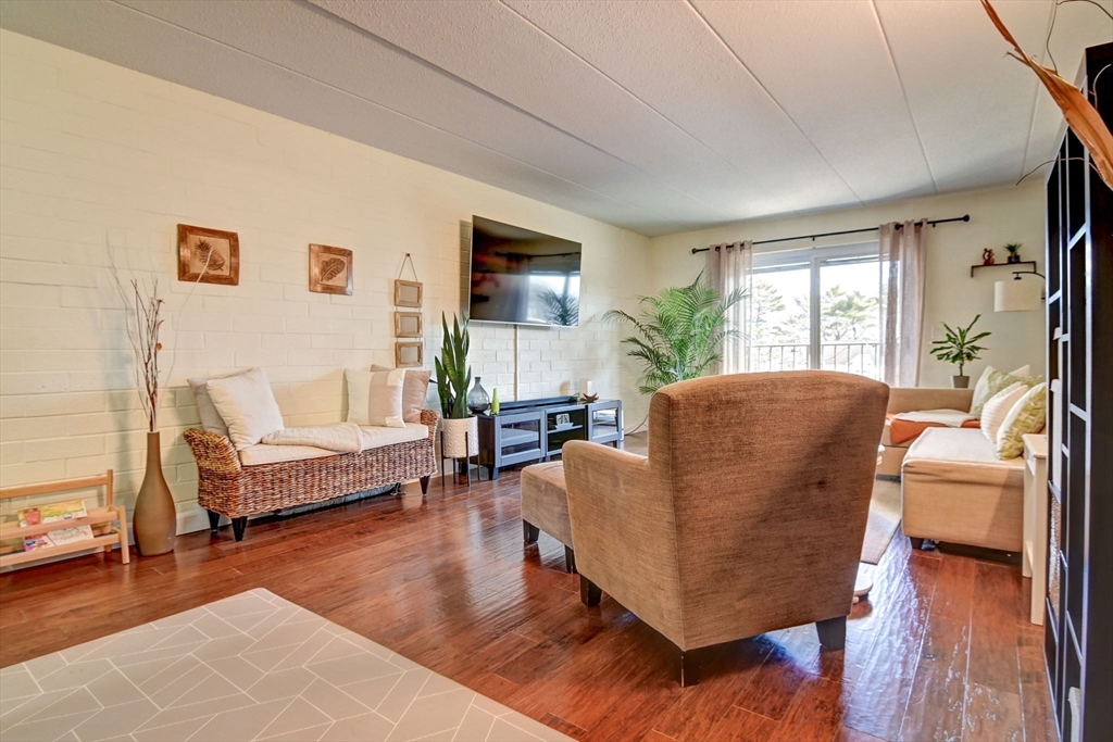 185 Quincy Shore Dr Unit: 46
