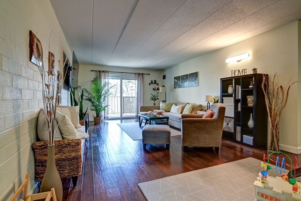 185 Quincy Shore Dr Unit: 46