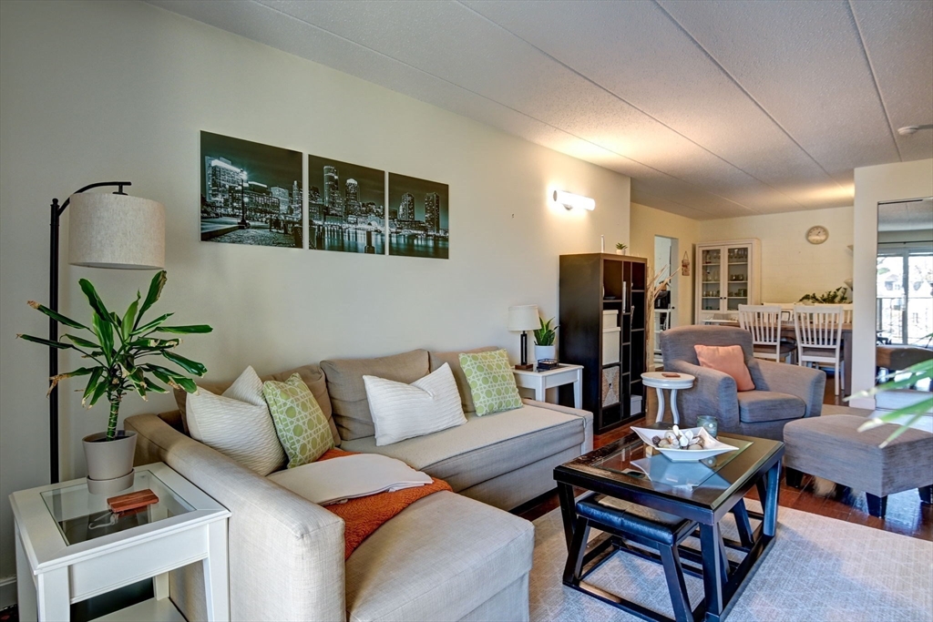 185 Quincy Shore Dr Unit: 46