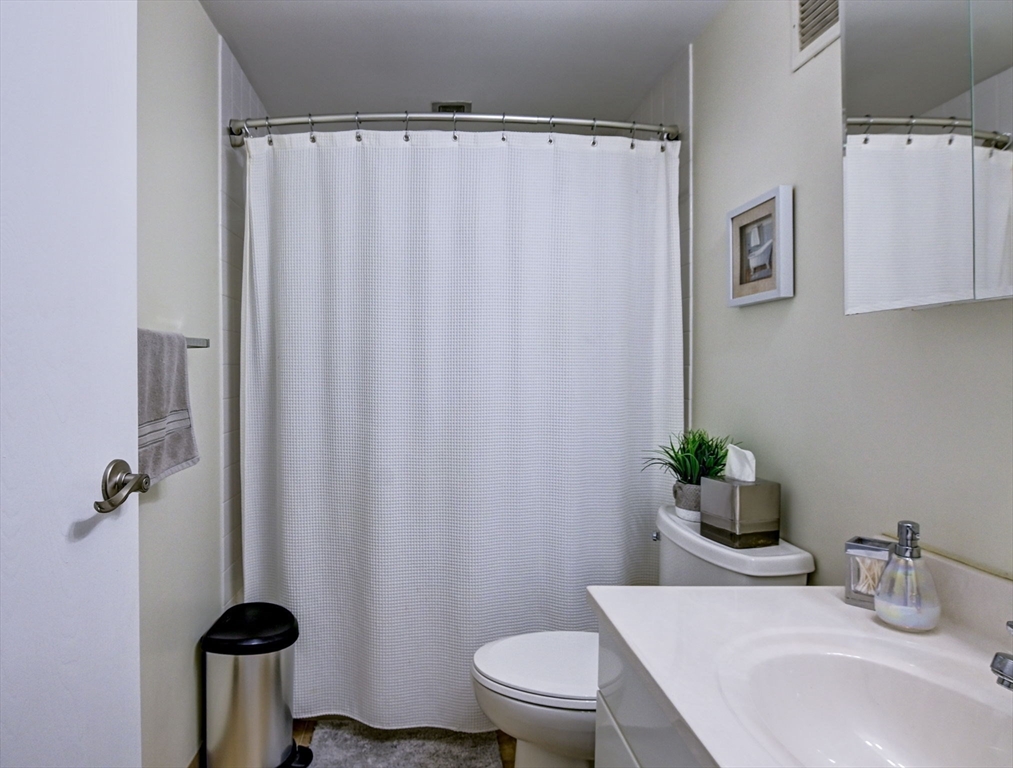 185 Quincy Shore Dr Unit: 46