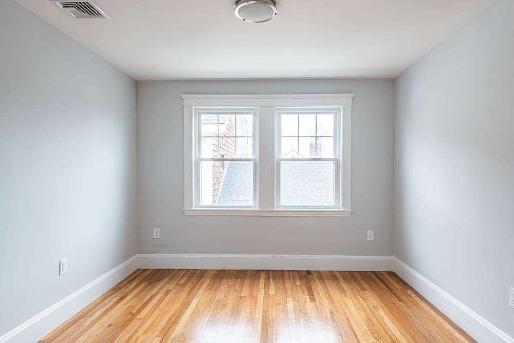 6 Rock Road