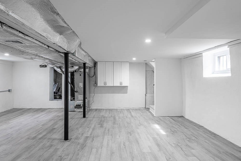 6 Rock Road
