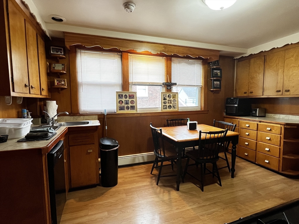 68 Water St # 2R