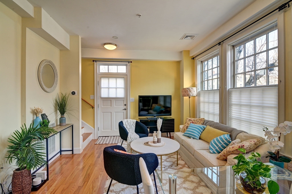 150 Hampshire St # 5