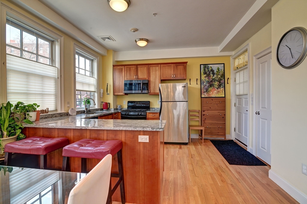 150 Hampshire St # 5
