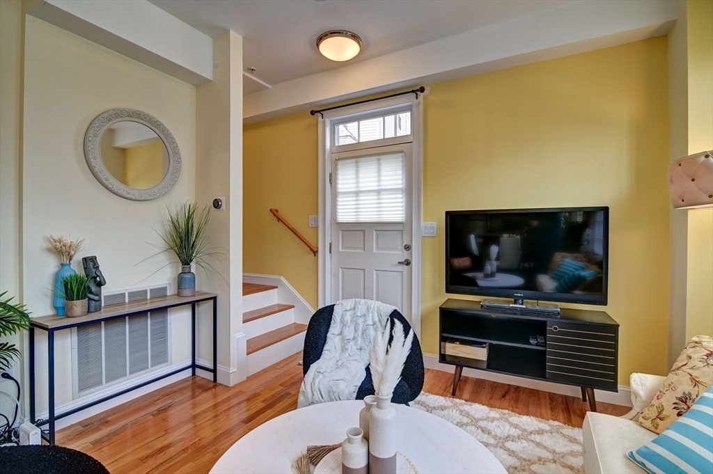 150 Hampshire St # 5