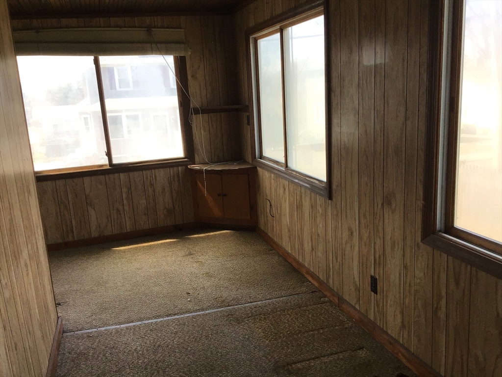 170 Arnold St
