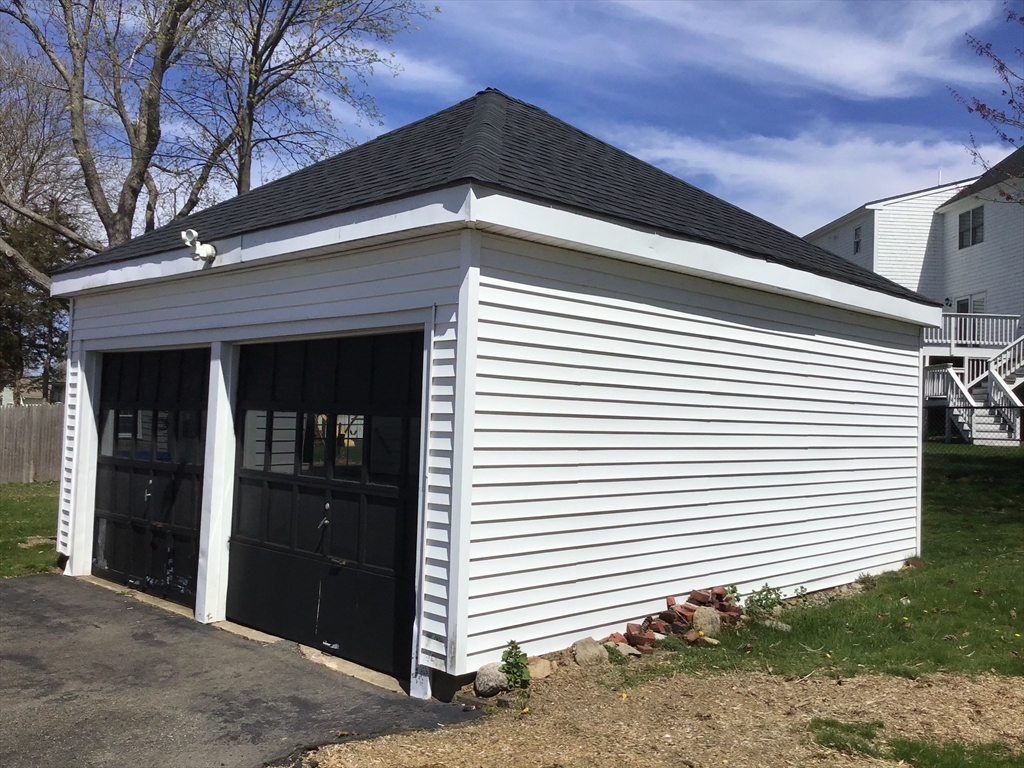 170 Arnold St