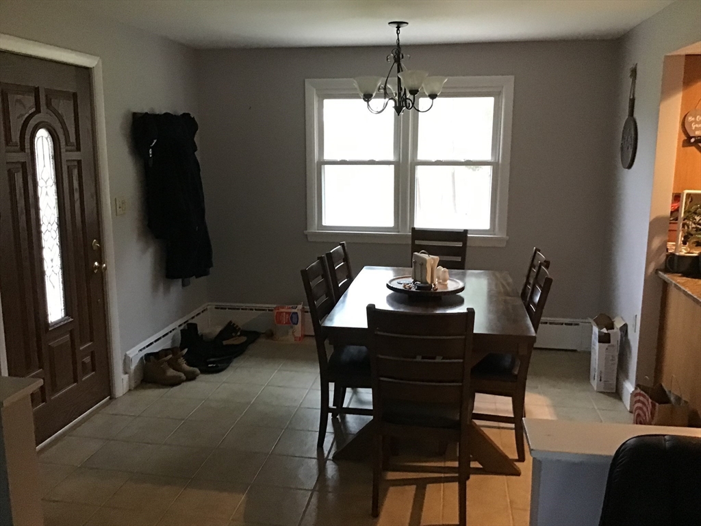 390 High St