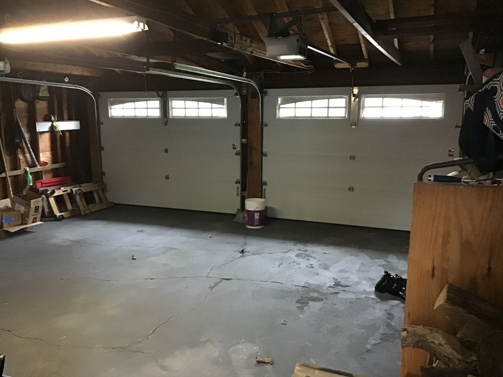 390 High St