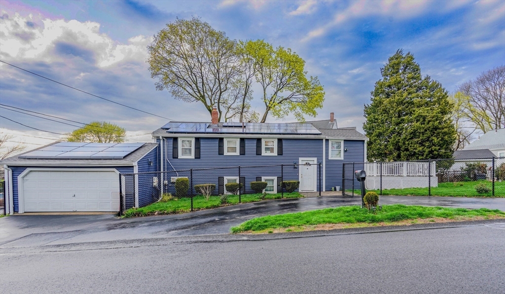 194 Roosevelt Rd