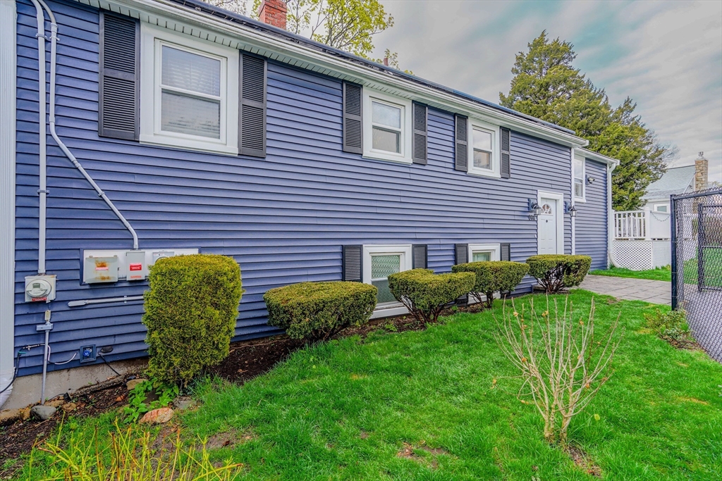 194 Roosevelt Rd